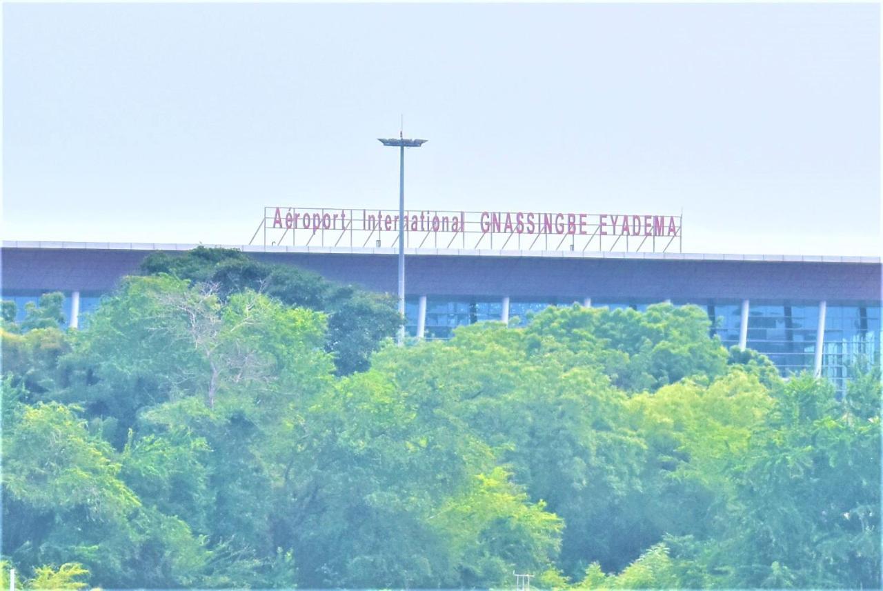 Residence Bellevue Sito Aiport- Lomé Exteriör bild